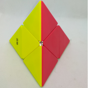 QiYi Pyraminx 2x2x2 cube