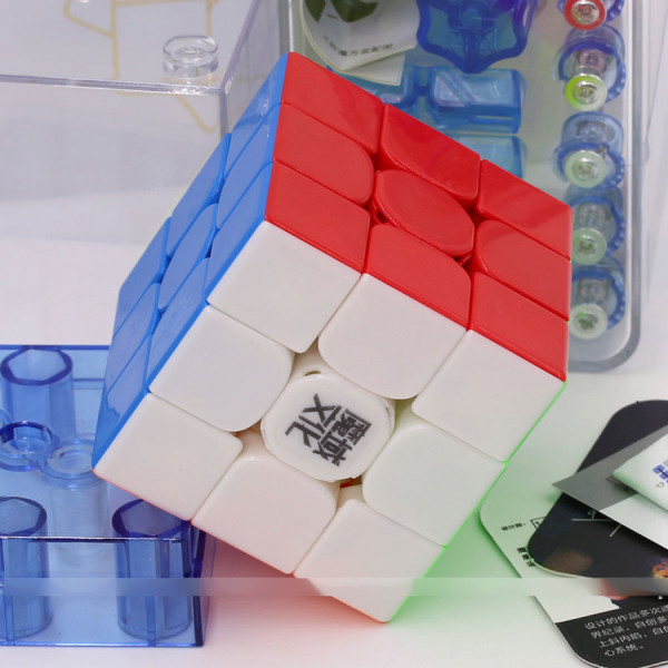 Moyu 3x3x3 magnetic cube - WeiLong WR M